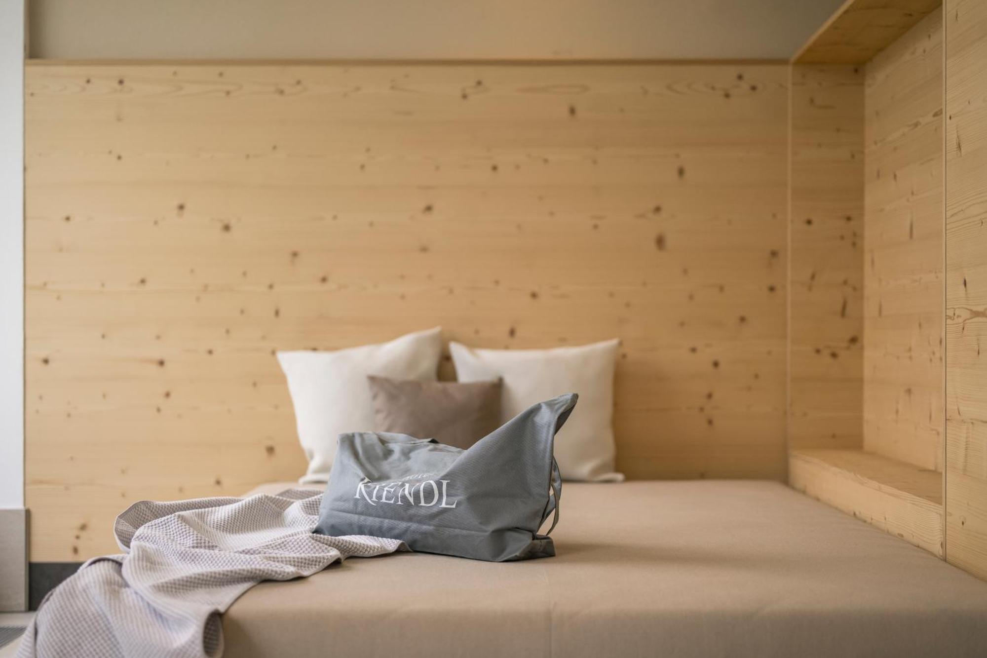 Hotel Kiendl Schenna Εξωτερικό φωτογραφία