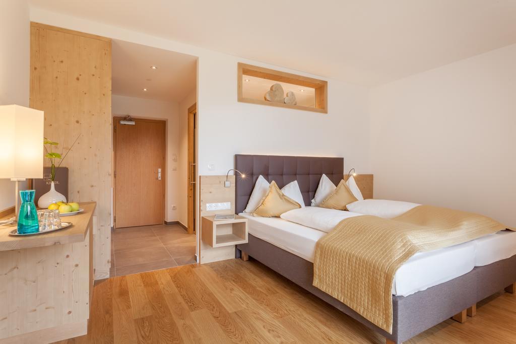 Hotel Kiendl Schenna Εξωτερικό φωτογραφία