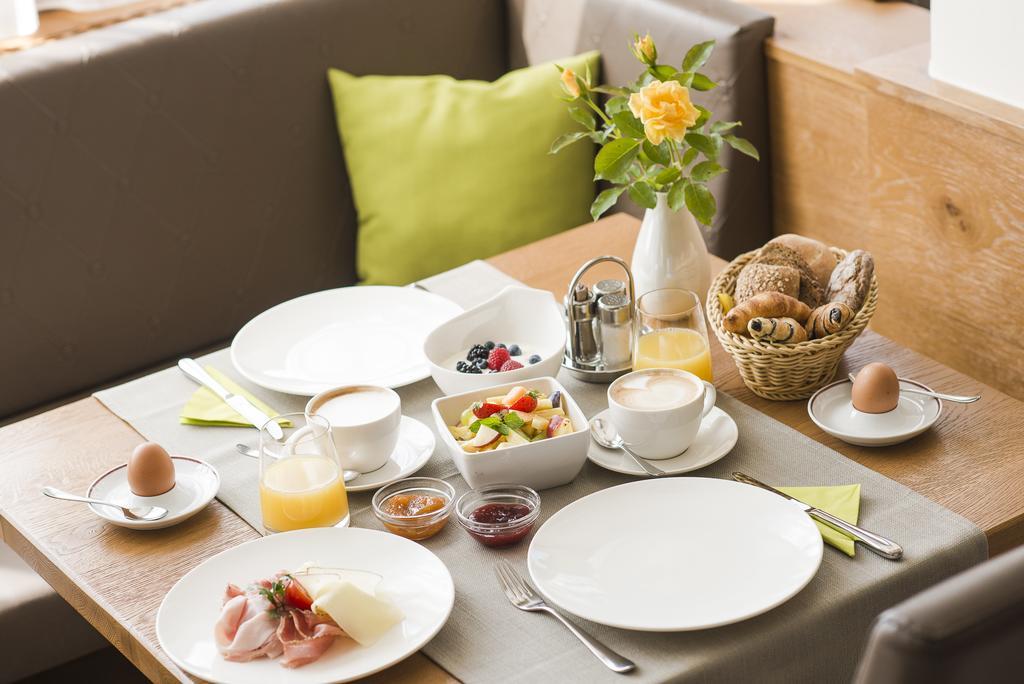 Hotel Kiendl Schenna Εξωτερικό φωτογραφία